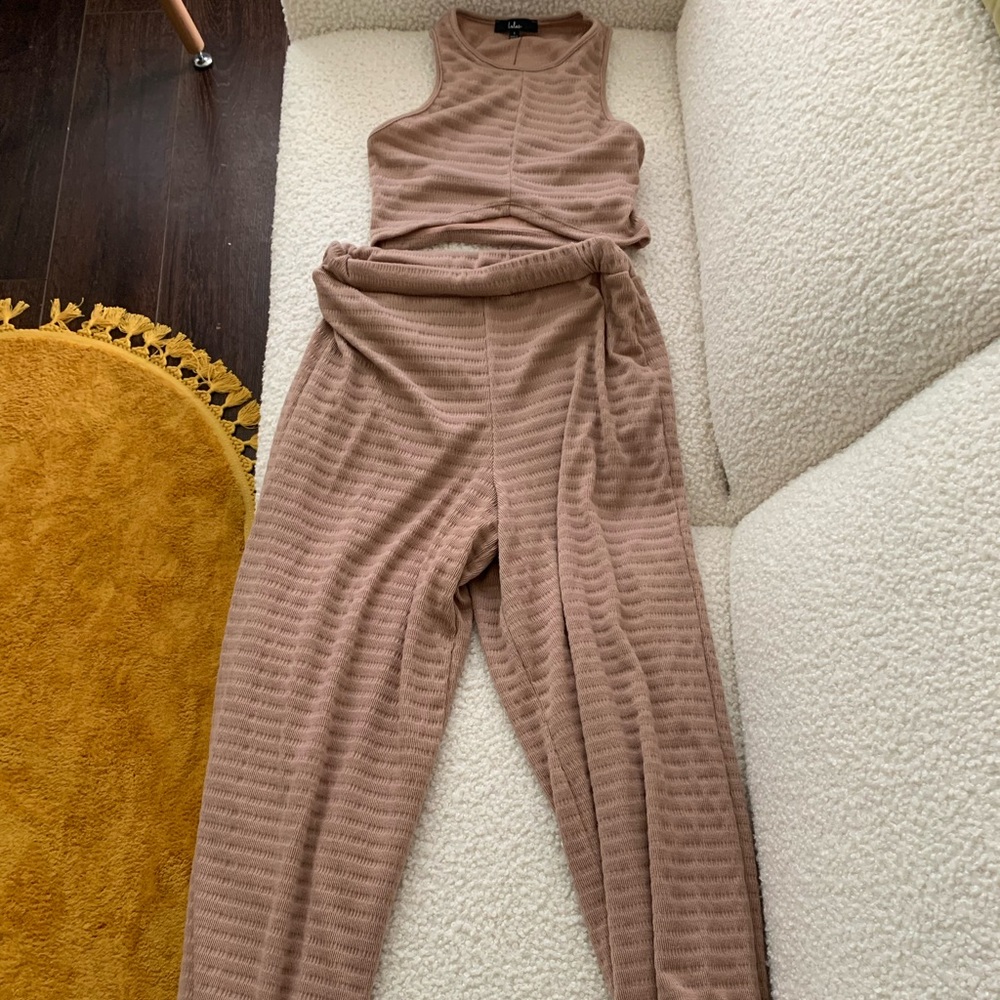 Lulu’s Taupe Medium Loungewear Set